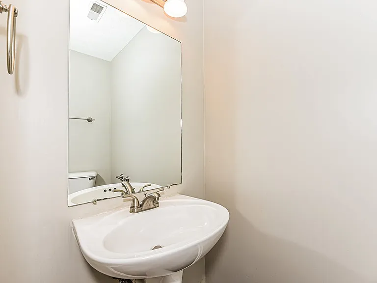 5012 Millpond Ct — Photo 14