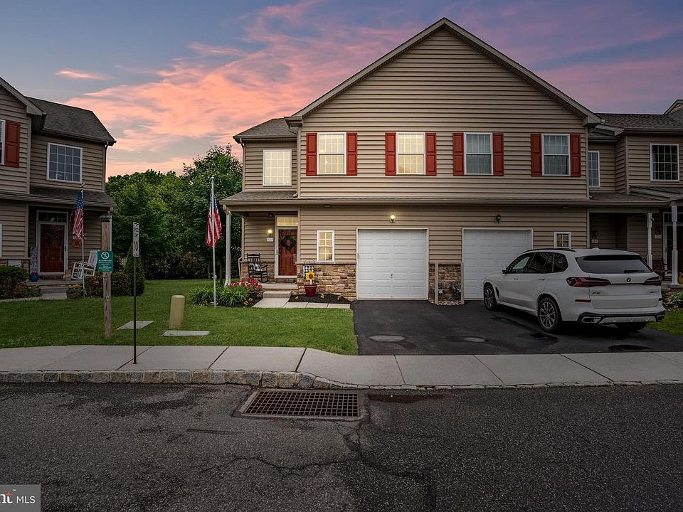 1st image of 124 Nicoles Way