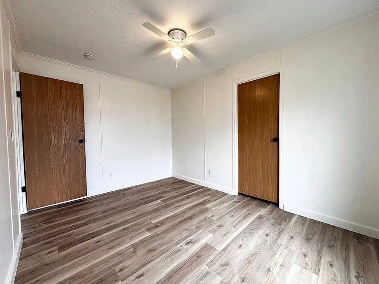 18242 Loyalty Ln — Photo 14