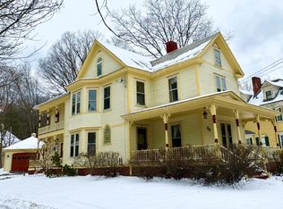 44 Atkinson St, Bellows Falls, VT 05101