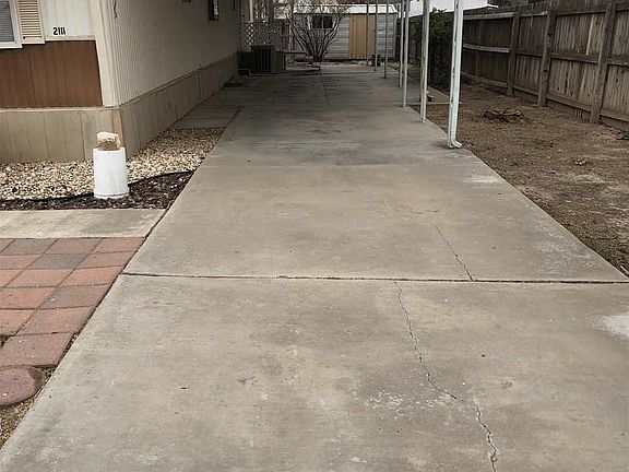 2nd image of 2111 N Mesa Ave