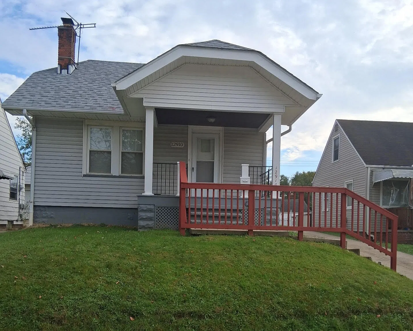 3 bed, 1.5 bath, 1452 sqft, $1,875 — Photo 1