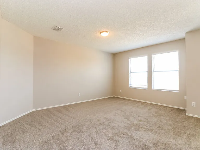 8750 Gray Fox Ct — Photo 15