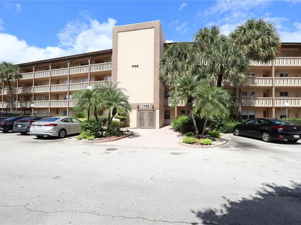 1705 Andros Isle APT E3, Pompano Beach, FL 33066