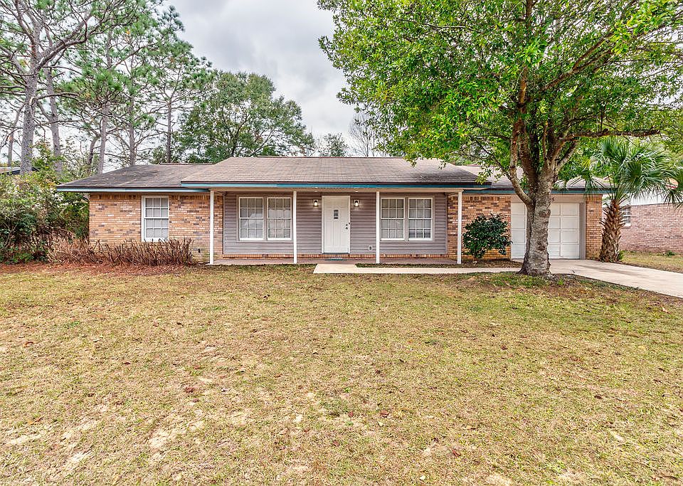 1st image of 7925 Le Jeune Dr