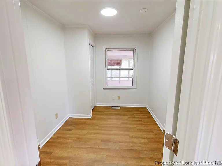 4020 Welmont Dr — Photo 8