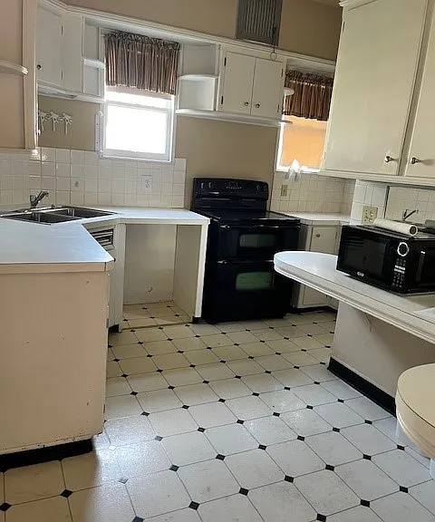 4919 Baldwin Ave — Photo 4