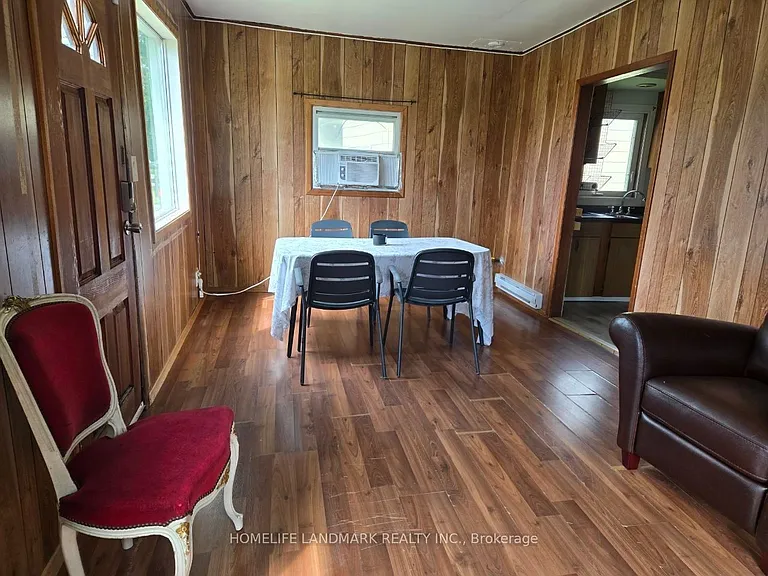 14 Elm Grove Ave — Photo 19