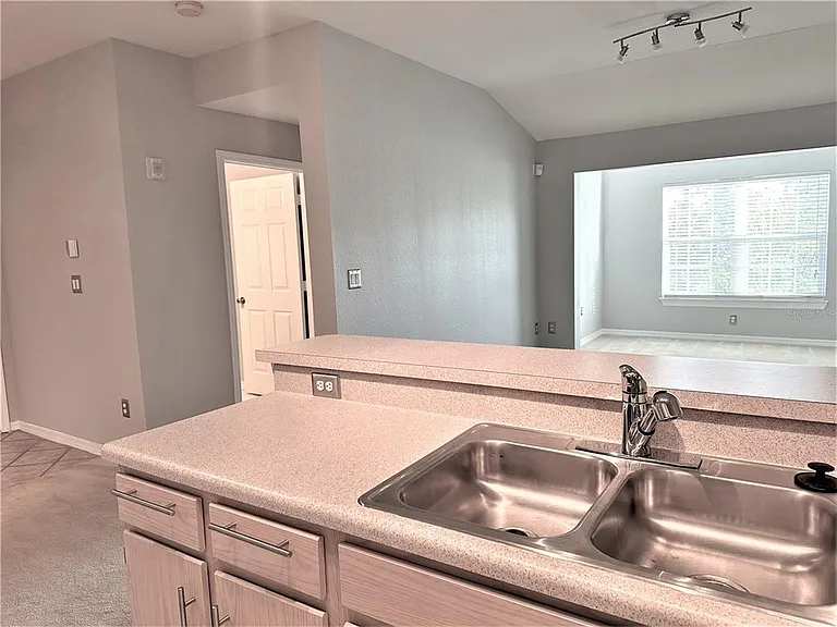 5475 Vineland Rd #8304 — Photo 15