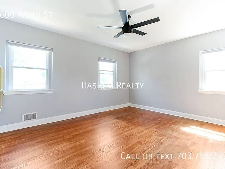 2600 Arvin St — Photo 7