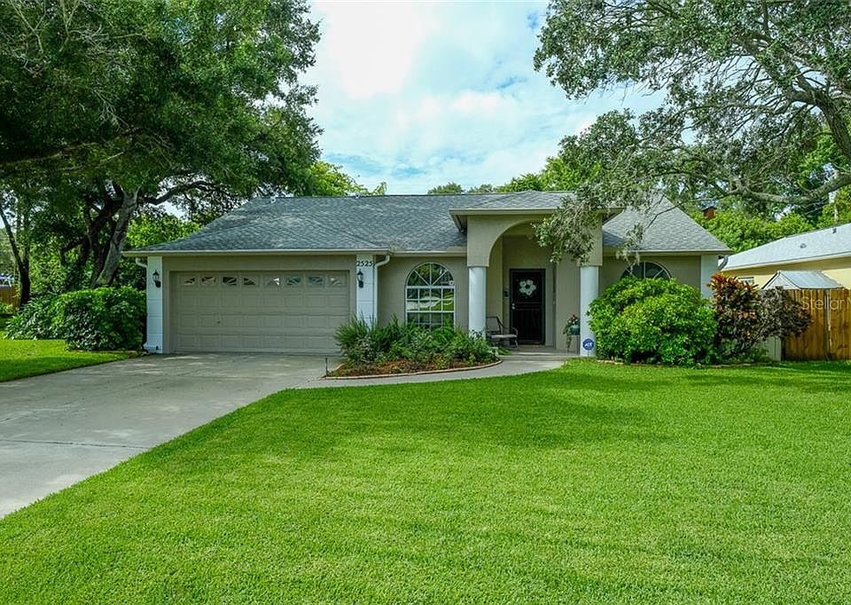 1st image of 2525 Southern Oak Cir