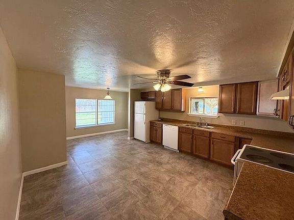 4th image of 121 Nathan Ladner Rd