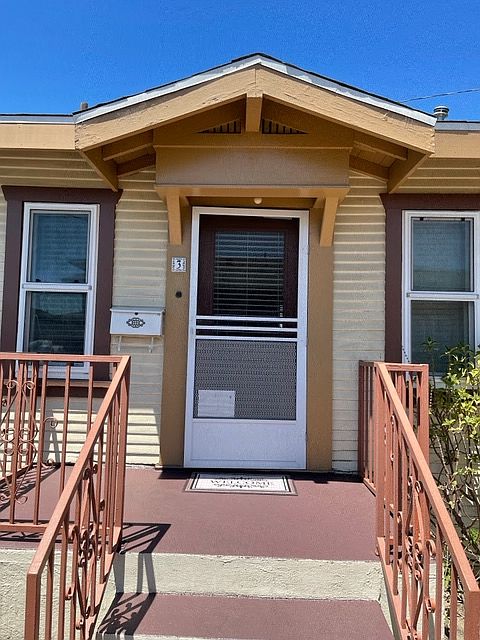 Cottage entrance