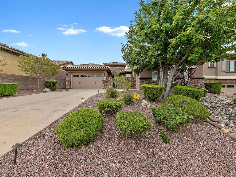 2776 Liberation Dr — Photo 2