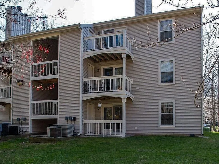 5708 Shadwell Ct #101 — Photo 4