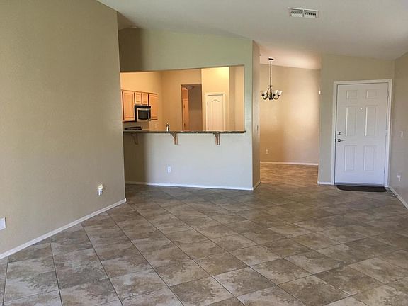 4th image of 2864 W Mira Dr