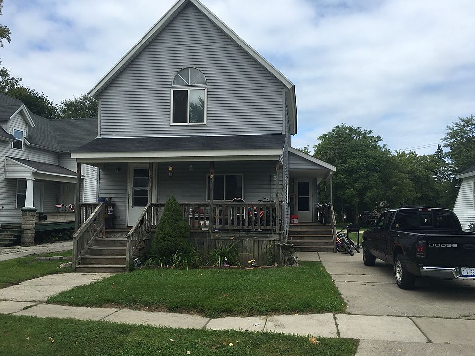 1st image of 917 Pine St