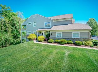 5860 Stonebridge Cir, Milford, OH 45150