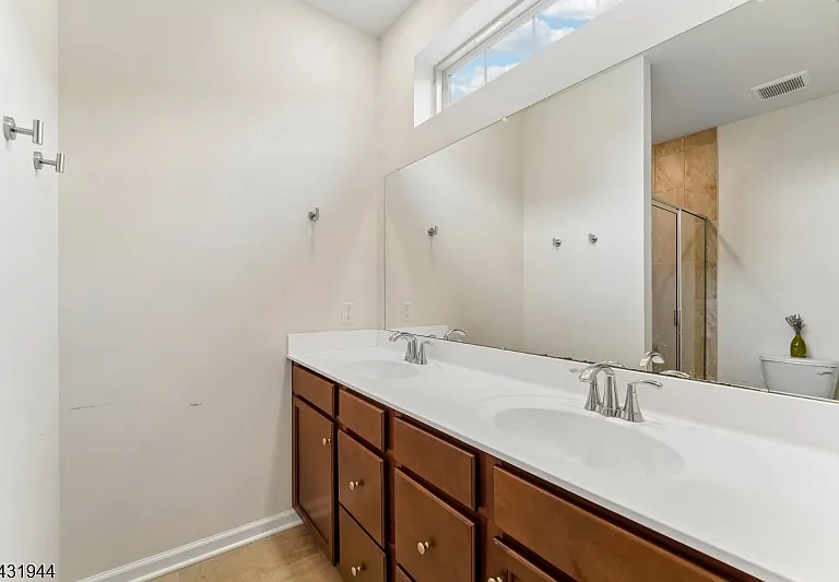 1 Haralson Ct — Photo 15