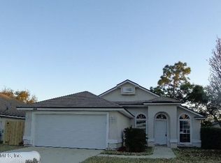 8272 Abbeyfield Dr, Jacksonville, FL 32277