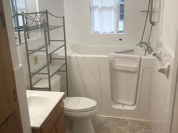Main bathroom in hall