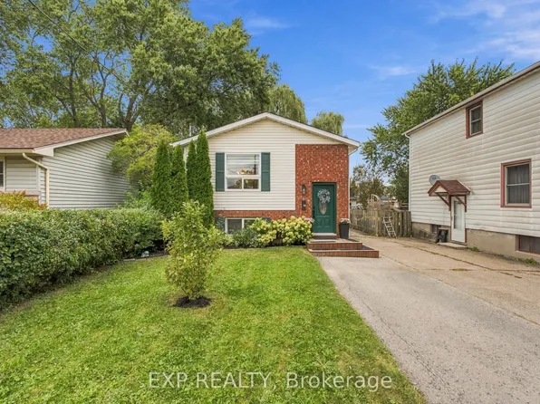 28 Maitland St, Thorold, ON L2V 3A7