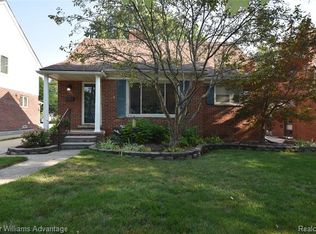 2799 Pembroke Rd, Birmingham, MI 48009