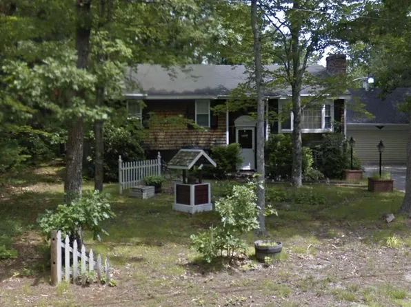 535 Falmouth Road, Windham, ME 04062