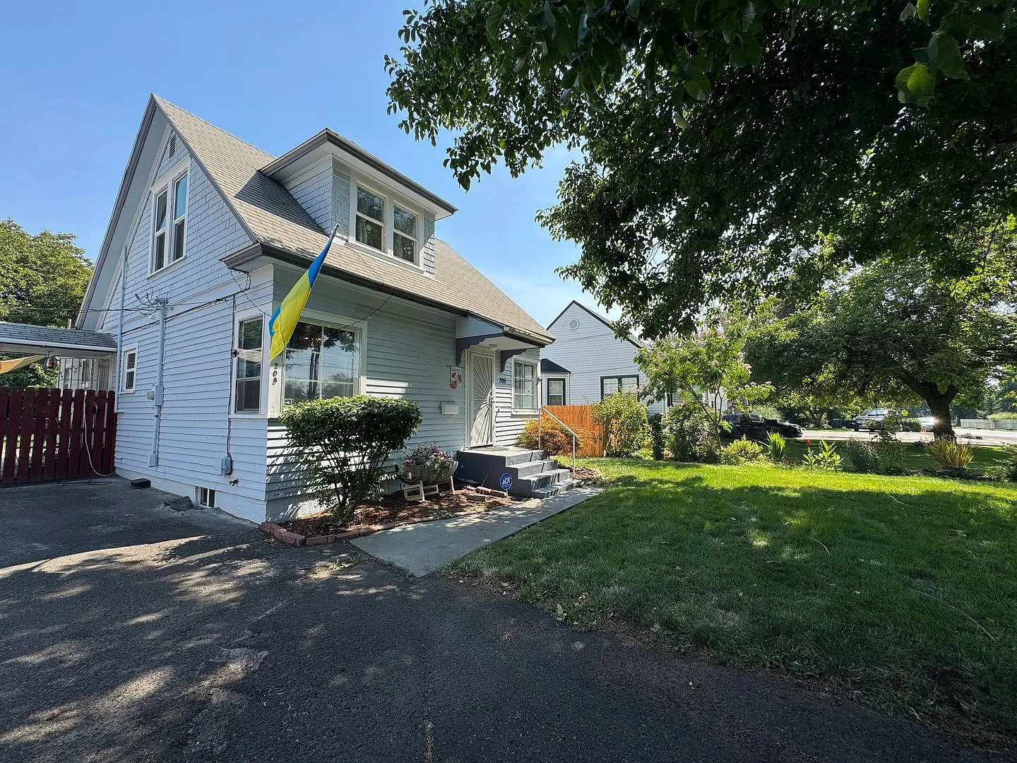 Non-Refundable & Security Deposit Total: $1550.00 — Photo 1