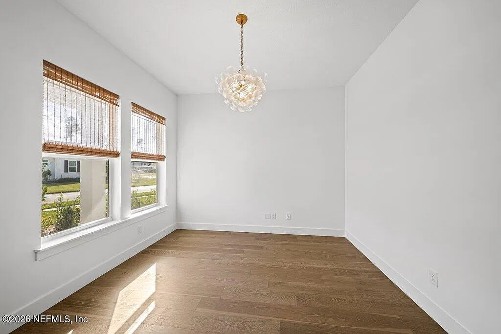 4 bed, 3.0 bath, 3179 sqft, $5,900 — Photo 3