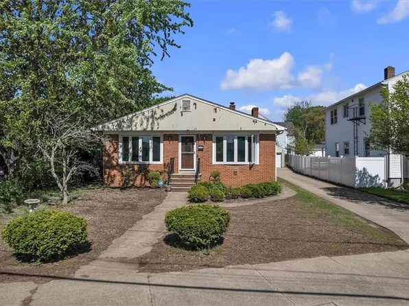 225 Langdon St, Providence, RI 02904