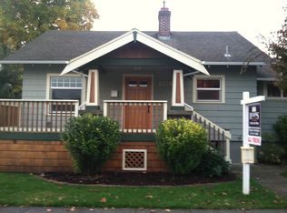 2114 SE Reedway St, Portland, OR 97202