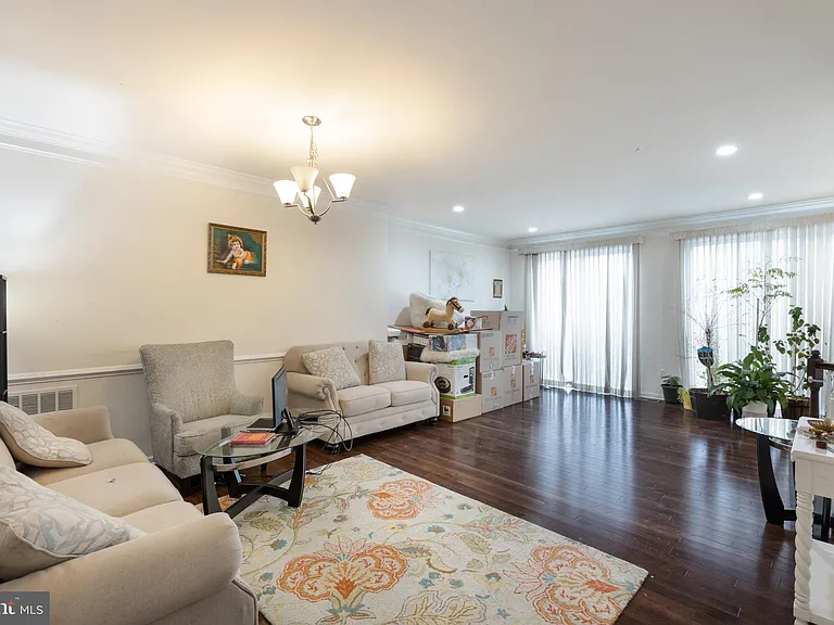 23377 Lewis Hunt Sq — Photo 11