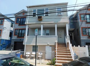 65 W 19th St FLOOR 2, Bayonne, NJ 07002