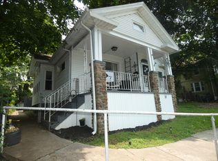 30 Bradley Ave, Meriden, CT 06451