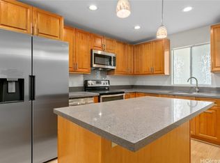 94-602 Lumiaina St #V203, Waipahu, HI 96797