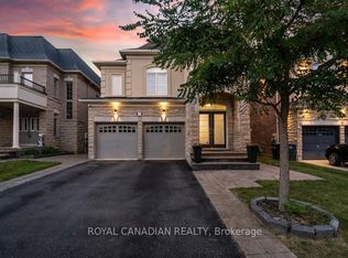 23 Intrigue Trl, Brampton, ON L6X 0W9
