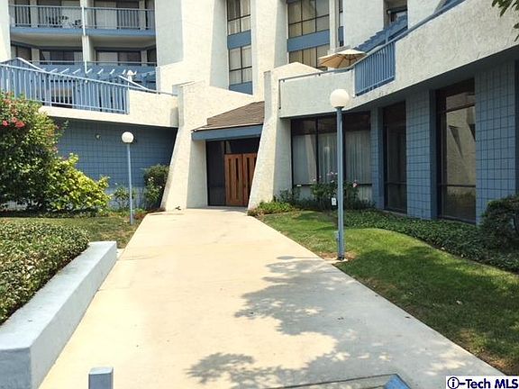 2nd image of 4260 Via Arbolada Unit 115