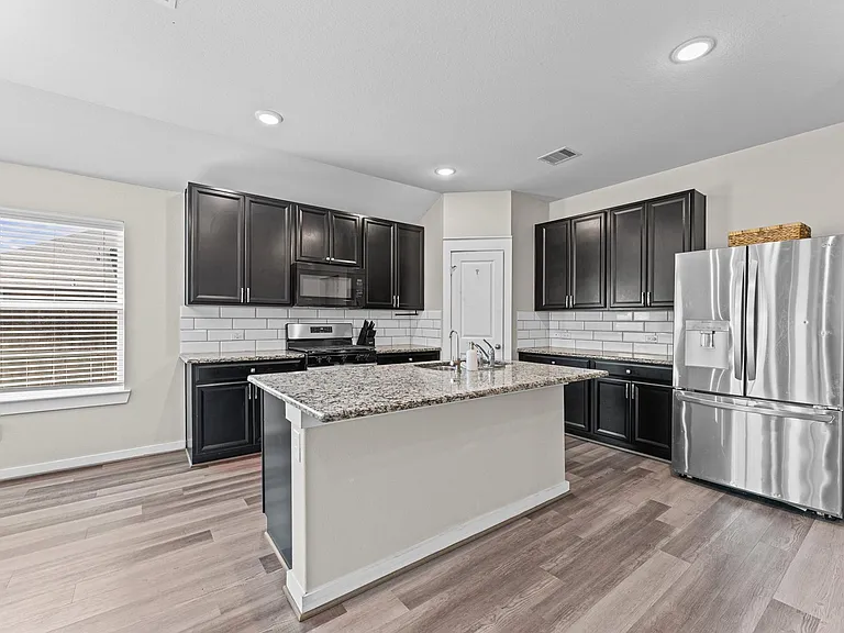 31502 Kailua Dr — Photo 6