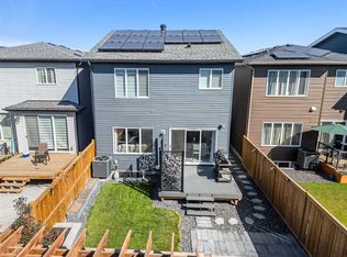 237 S Walgrove Blvd SE, Calgary, AB T2X 5A9