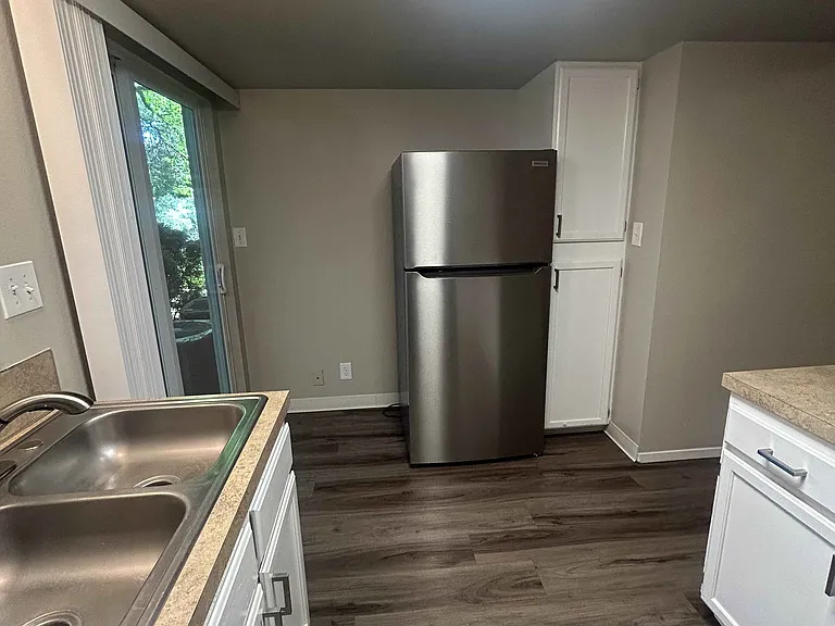 1498 N Hartman St #102 — Photo 7