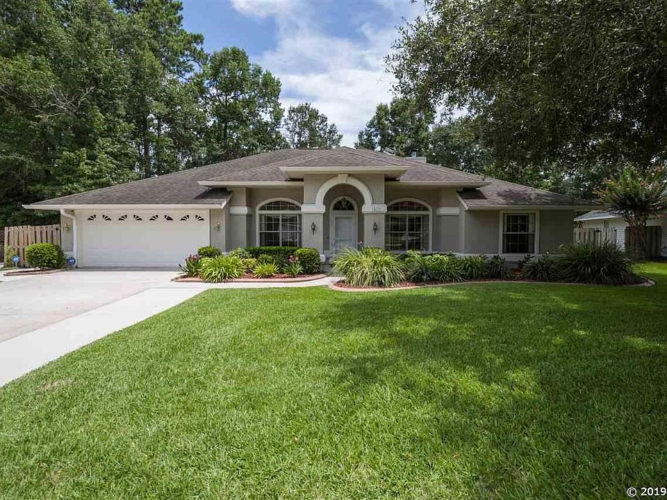 1st image of 10407 NW 13th Ln