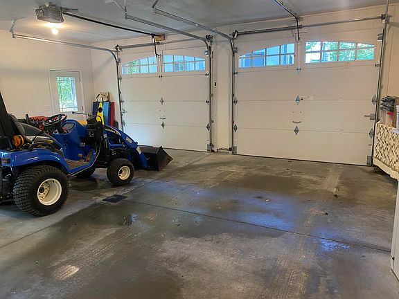 5th image of 13640 W Shore Dr
