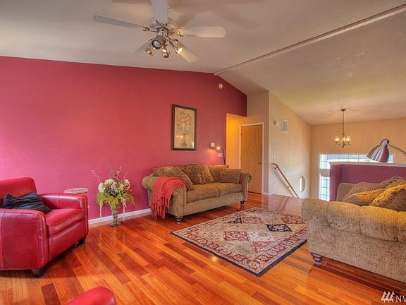 4th image of 8416 202nd Street Ct E