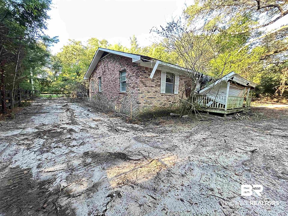 2nd image of 16775 Old Pierce Rd