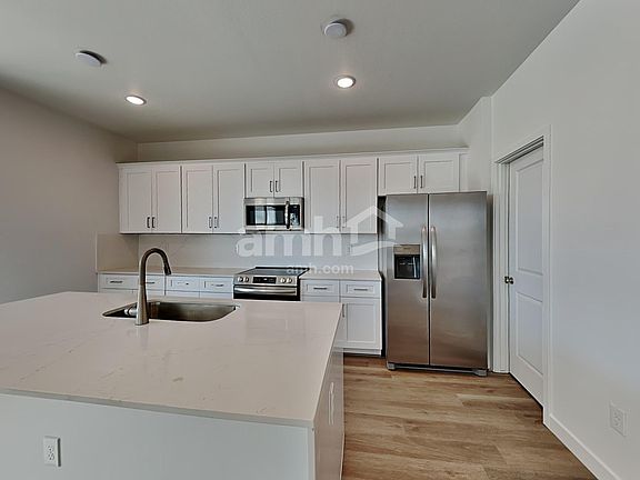 4th image of 18467 W Cottontail Ln