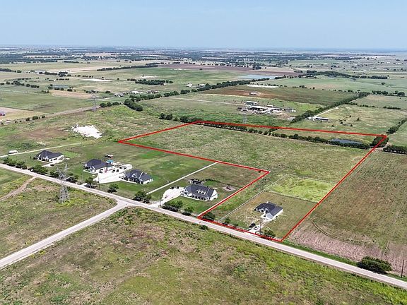 2nd image of 12480 Doyle Rd