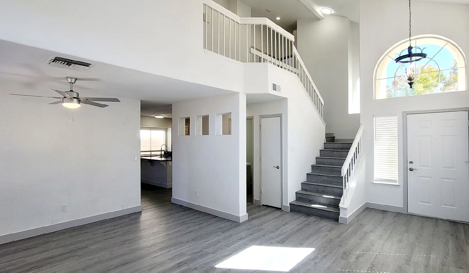 73 Sea Holly Way - 3 bedrooms , 2.5 bathrooms, 1680 SQFT — Photo 4