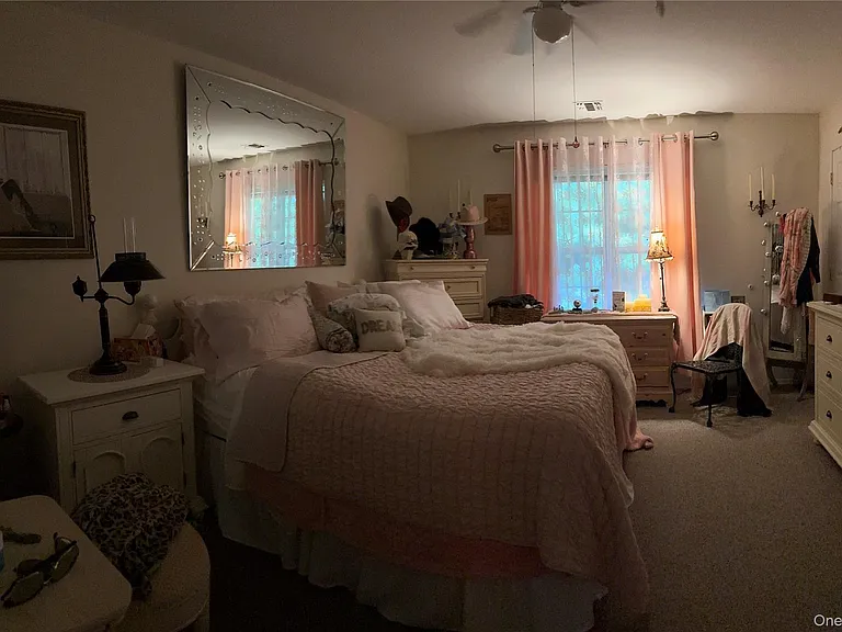 17 Garden Way — Photo 9