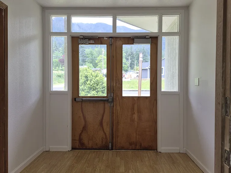627 NE Forest Ln — Photo 13